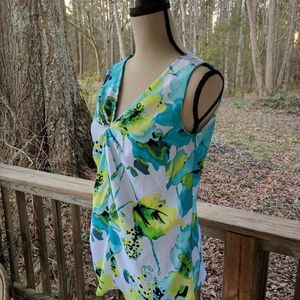 Worthington V neck Sleeveless multicolor